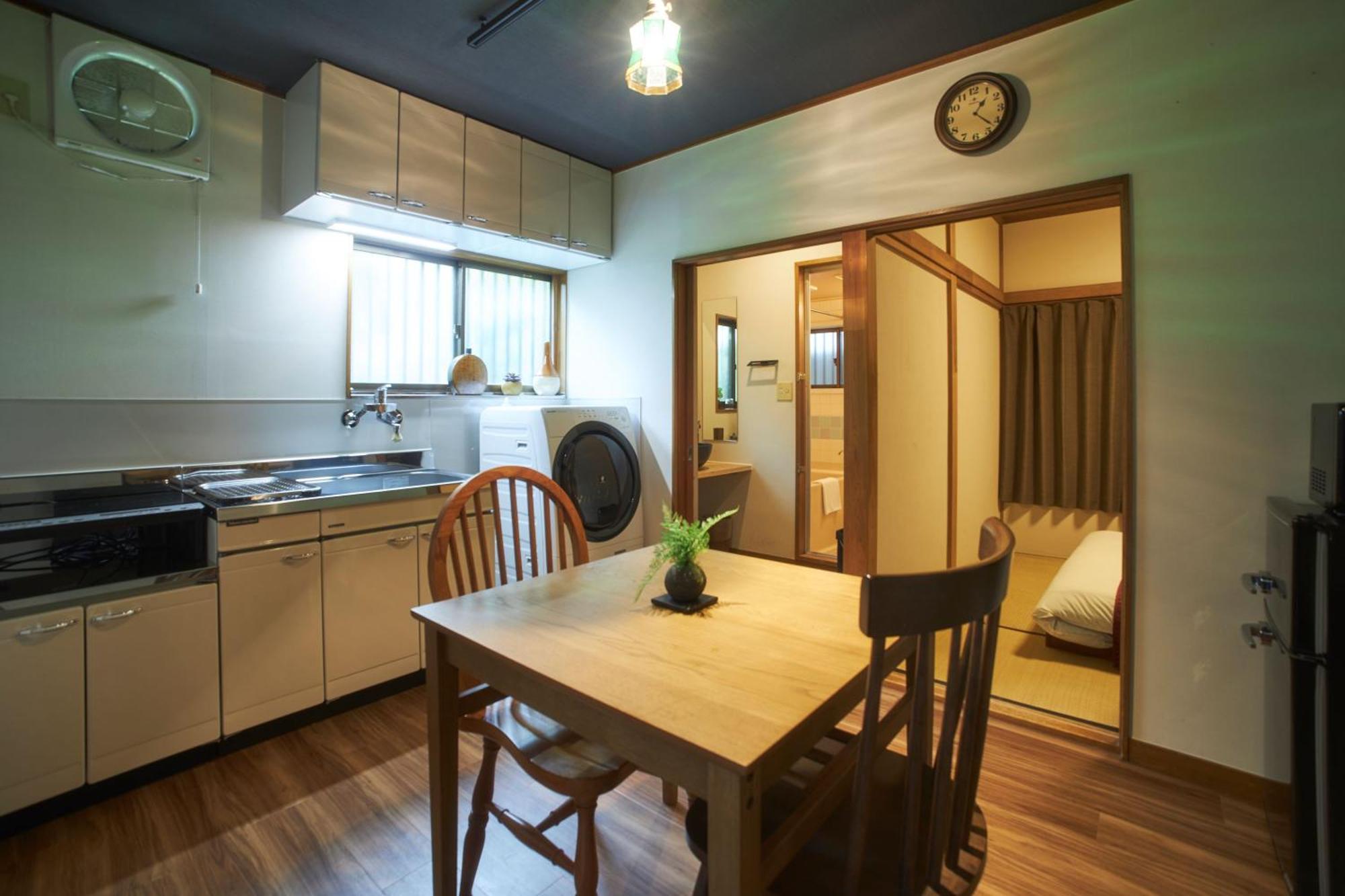 公寓 Kagurazaka Retro Bar & *